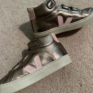 Veja Kids Metallic and Pink Sneakers